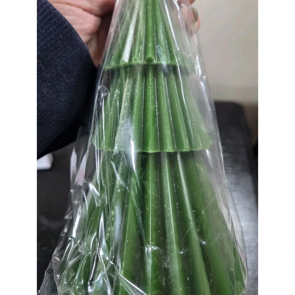 NEW Limited Hallmark Christmas Tree Candle 2025 VIP Gift 8